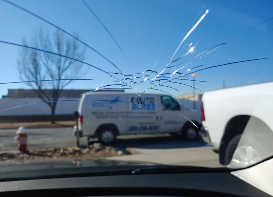 auto glass replacement banner